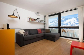 Ski in ski out with sought after location